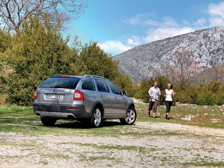 Skoda Octavia Scout 2009 года  (фото 19 из 35)